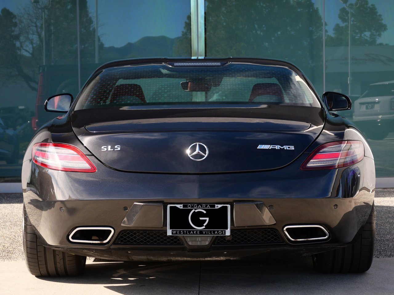 Used 2011 Mercedes-Benz SLS AMG Coupe image 23