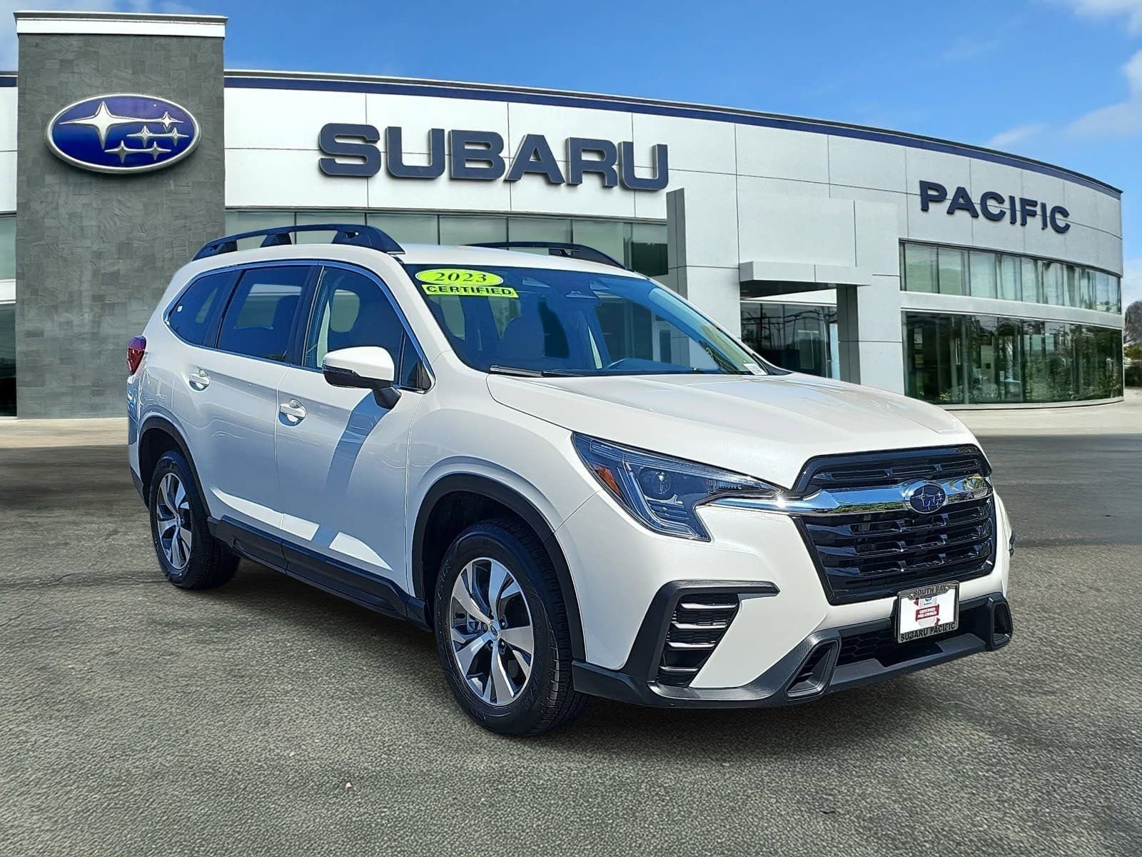Used 2023 Subaru Ascent Premium w/ Convenience Package