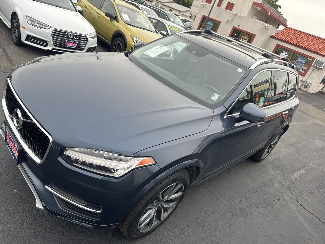 Used 2019 Volvo XC90 T6 Momentum w/ Protection Package Premier AWD/4WD image 18
