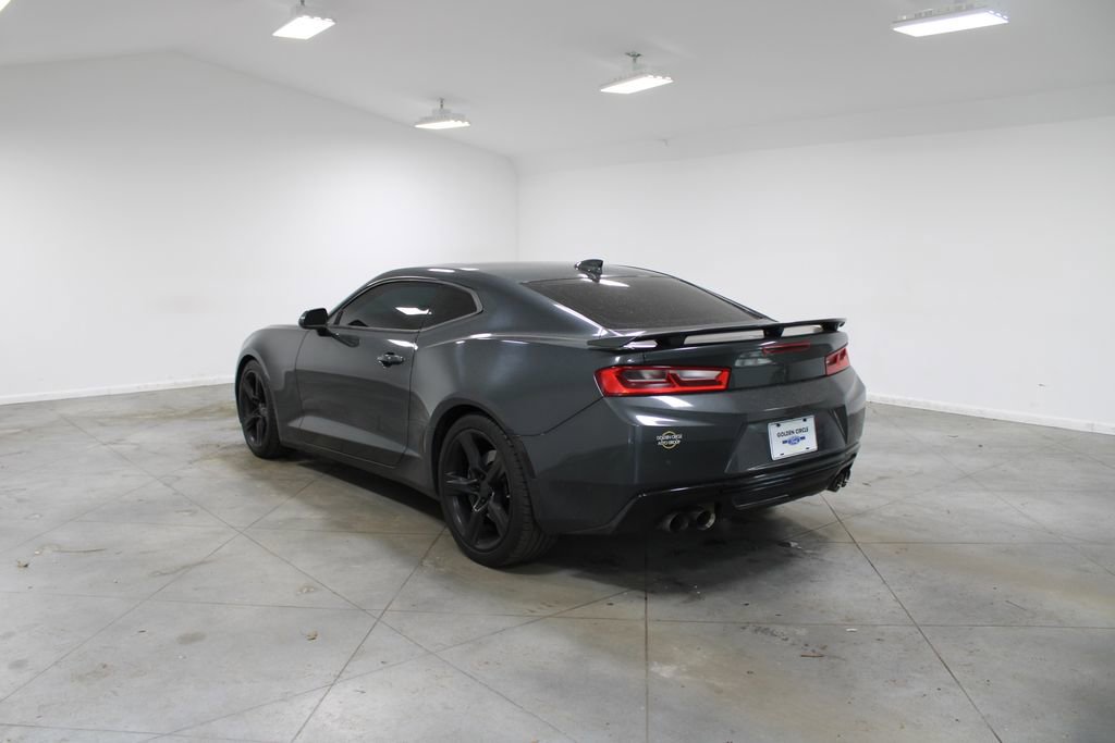 Used 2016 Chevrolet Camaro SS image 7