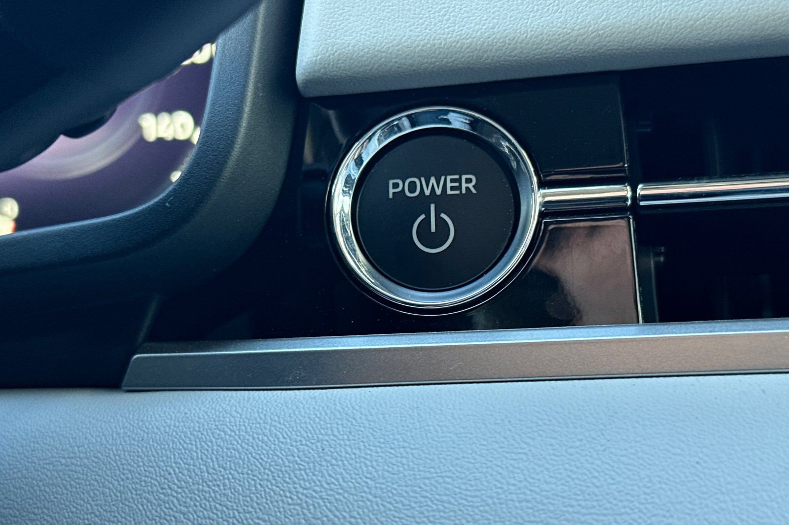 New 2025 Mitsubishi Outlander SEL image 22