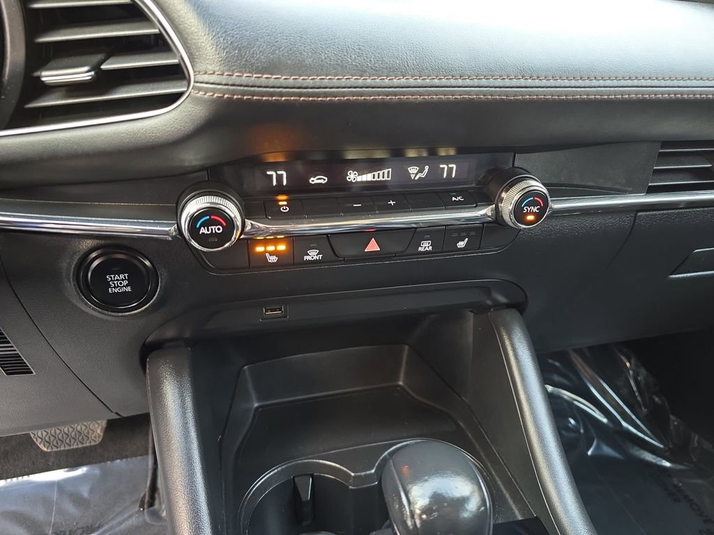 Used 2020 MAZDA MAZDA3 AWD Sedan w/ Premium Package image 16