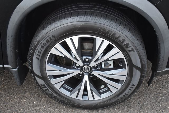 Used 2021 Nissan Rogue SV w/ Premium Package image 11