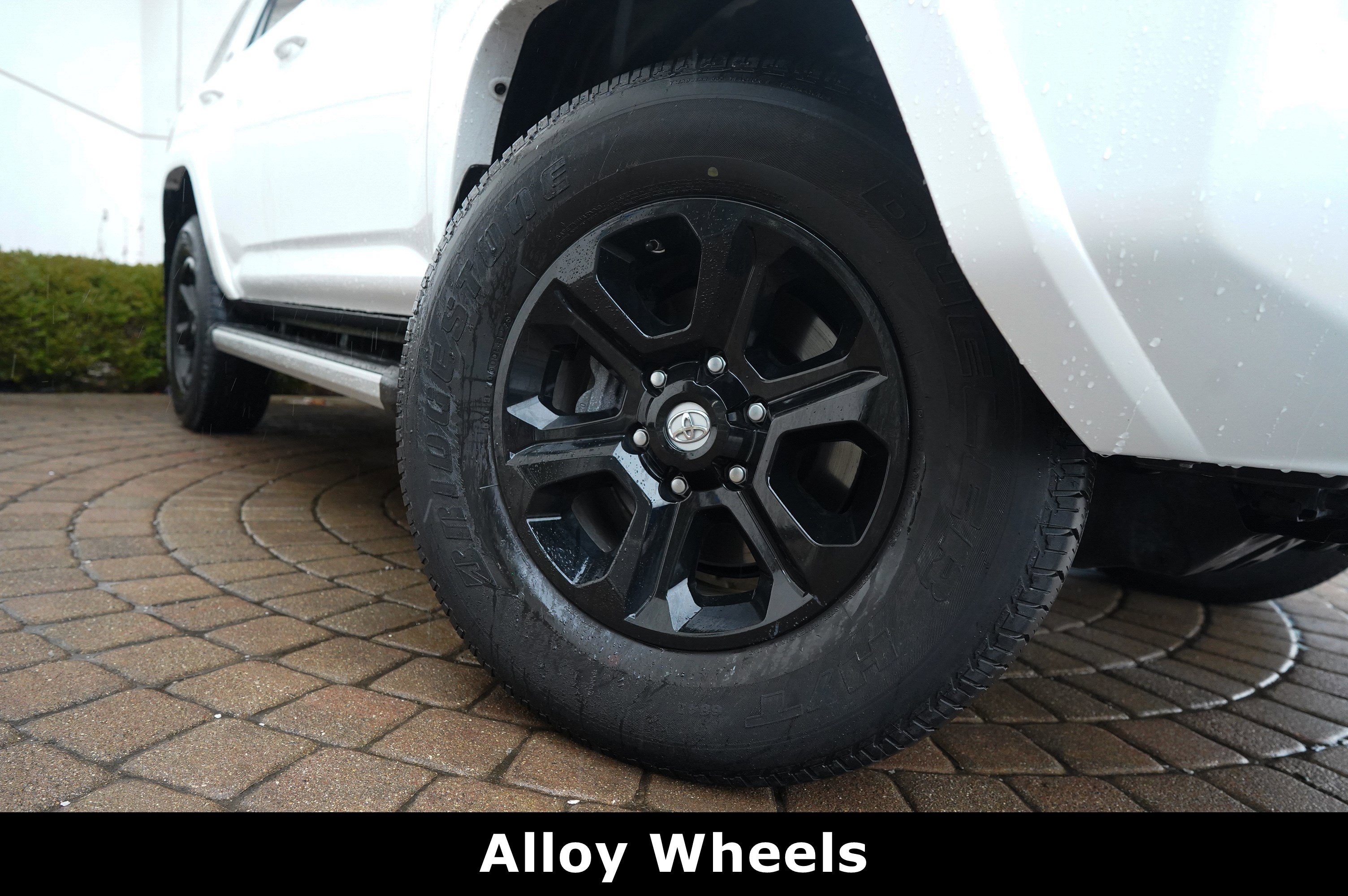 Used 2020 Toyota 4Runner SR5 image 16