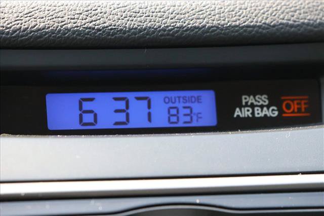 Used 2013 Hyundai Elantra GLS FWD image 18