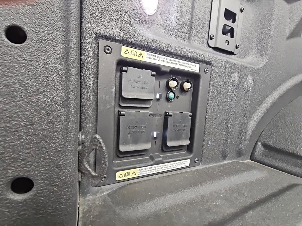 Used 2025 Ford F150 King Ranch w/ FX4 Off-Road Package image 43