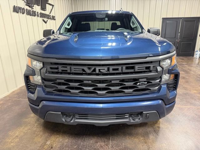 Used 2023 Chevrolet Silverado 1500 Custom image 2