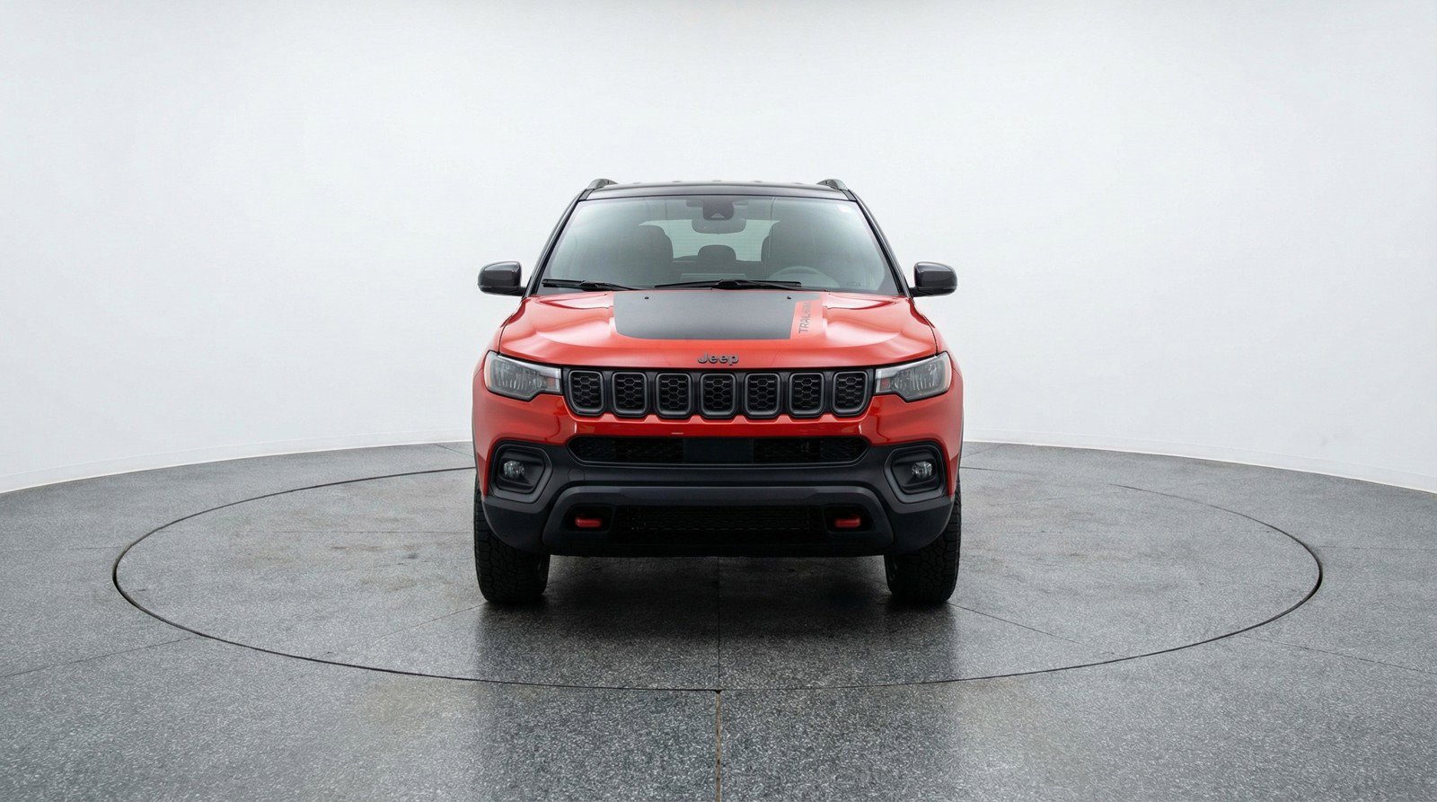 Used 2025 Jeep Compass Trailhawk AWD/4WD image 2