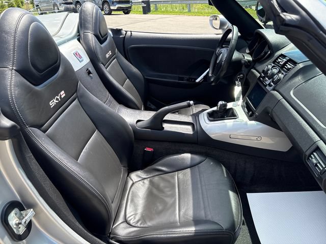Used 2007 Saturn Sky Red Line RWD image 11
