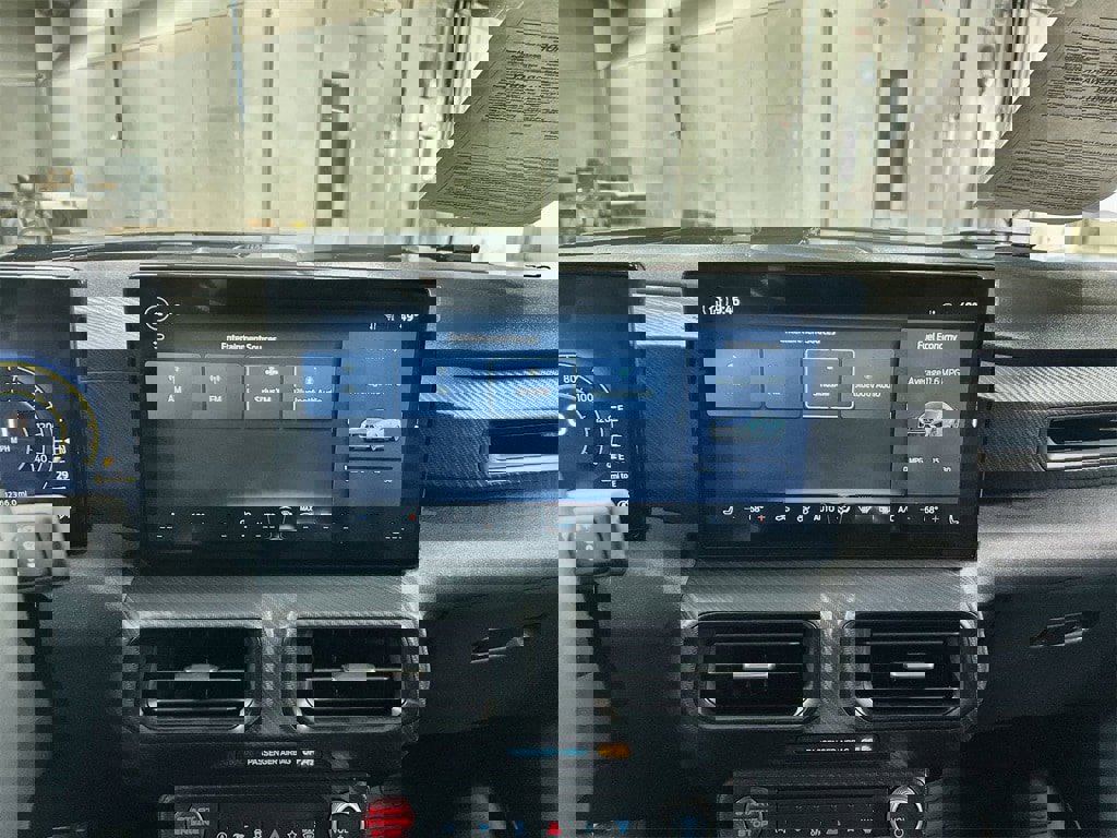 Used 2024 Ford Mustang Coupe image 29