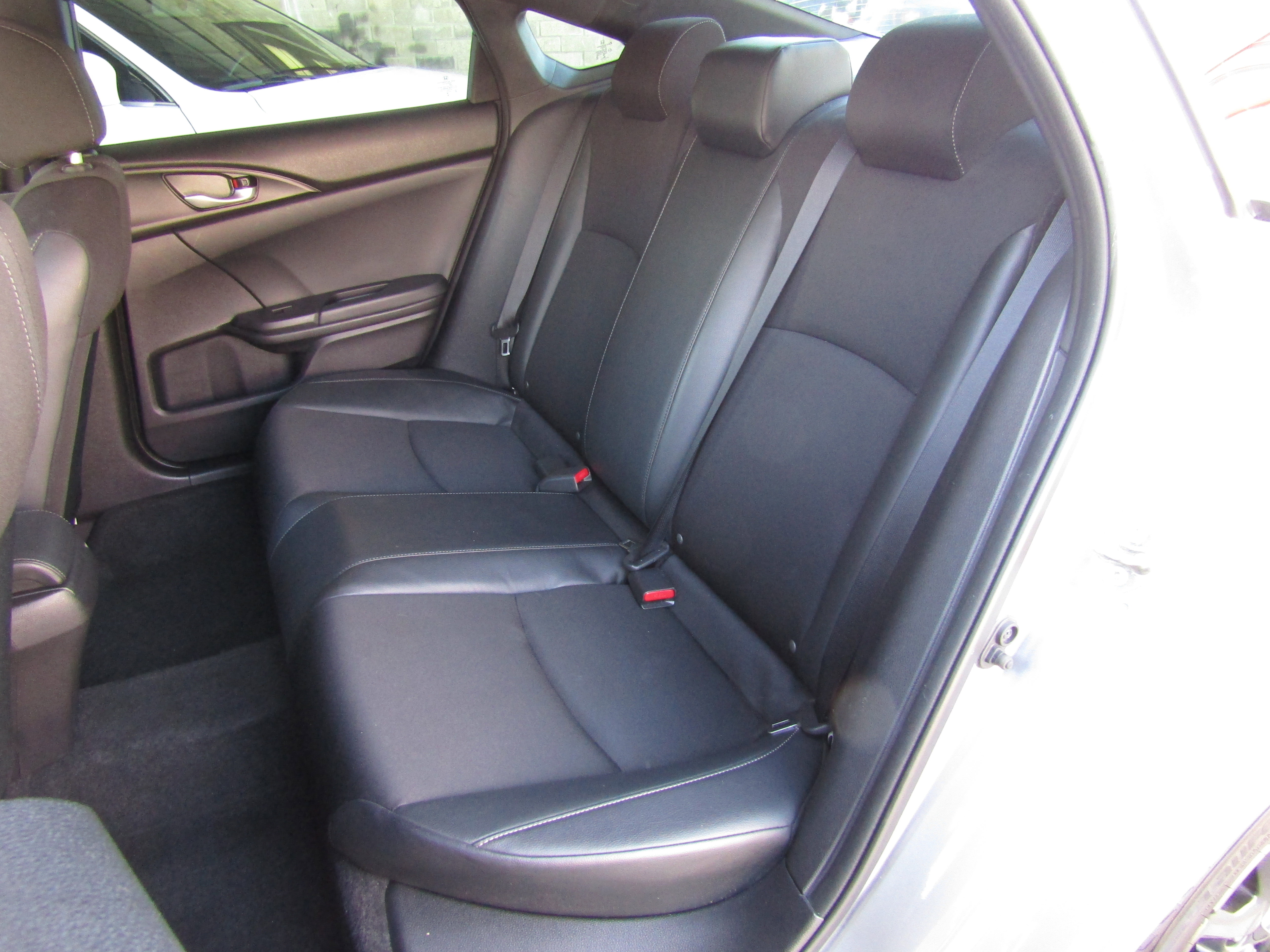 Used 2019 Honda Civic Sport image 9