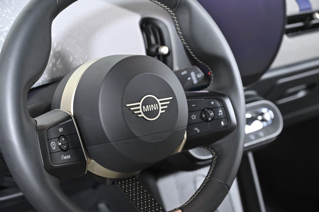 Certified 2025 MINI Cooper S image 13