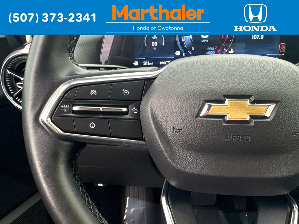 Used 2025 Chevrolet Equinox LT AWD/4WD image 25