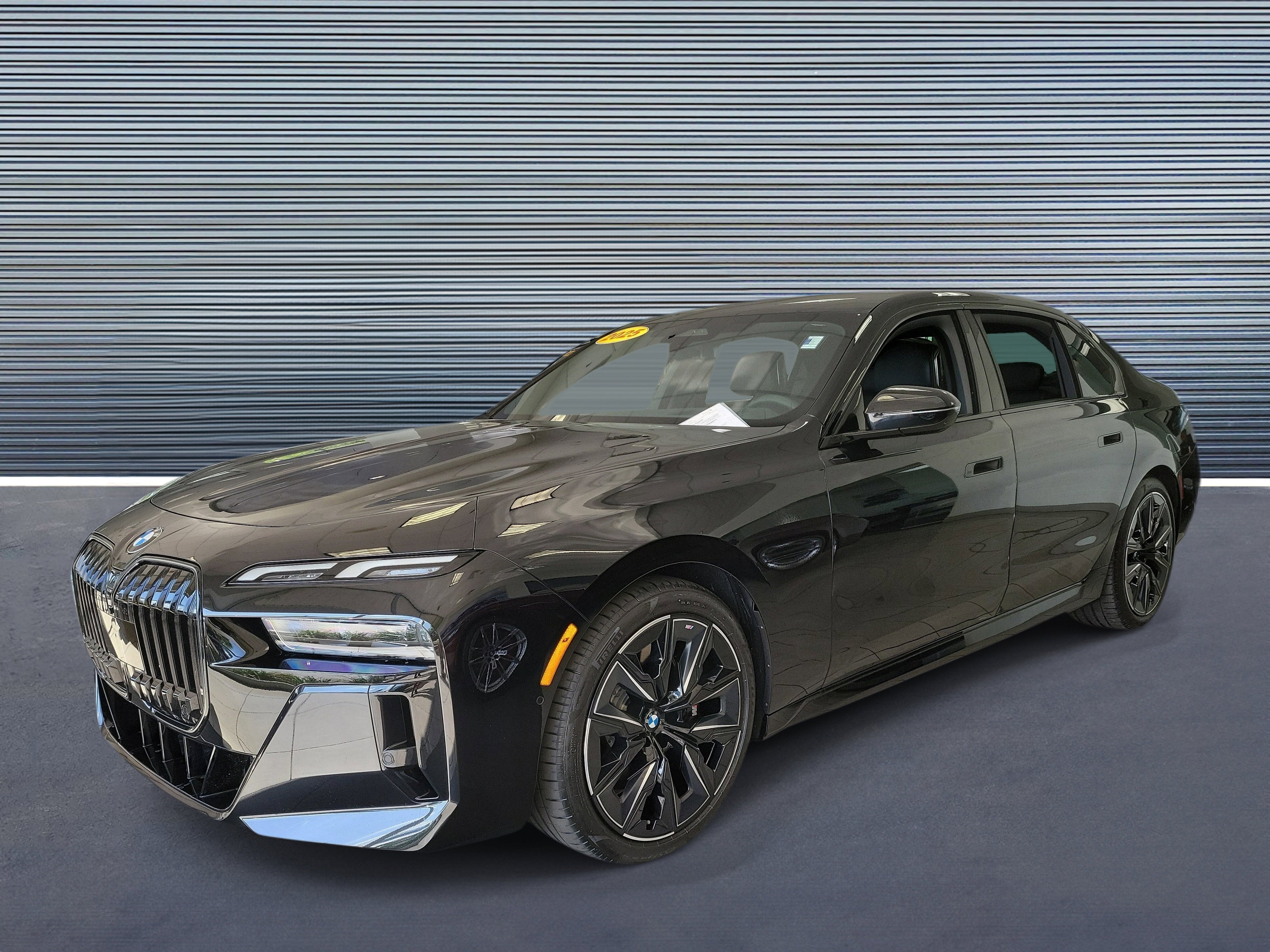 Used 2025 BMW 740i w/ Premium Package RWD image 1