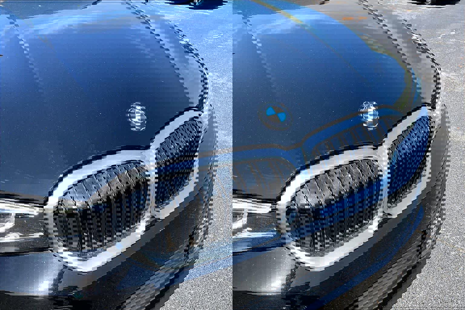 Certified 2025 BMW 330i Sedan w/ Convenience Package image 30