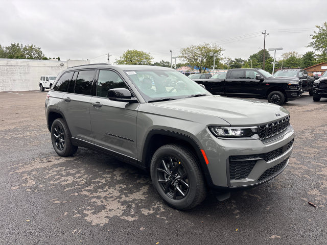 New 2027 Jeep Grand Cherokee 4WD image 7