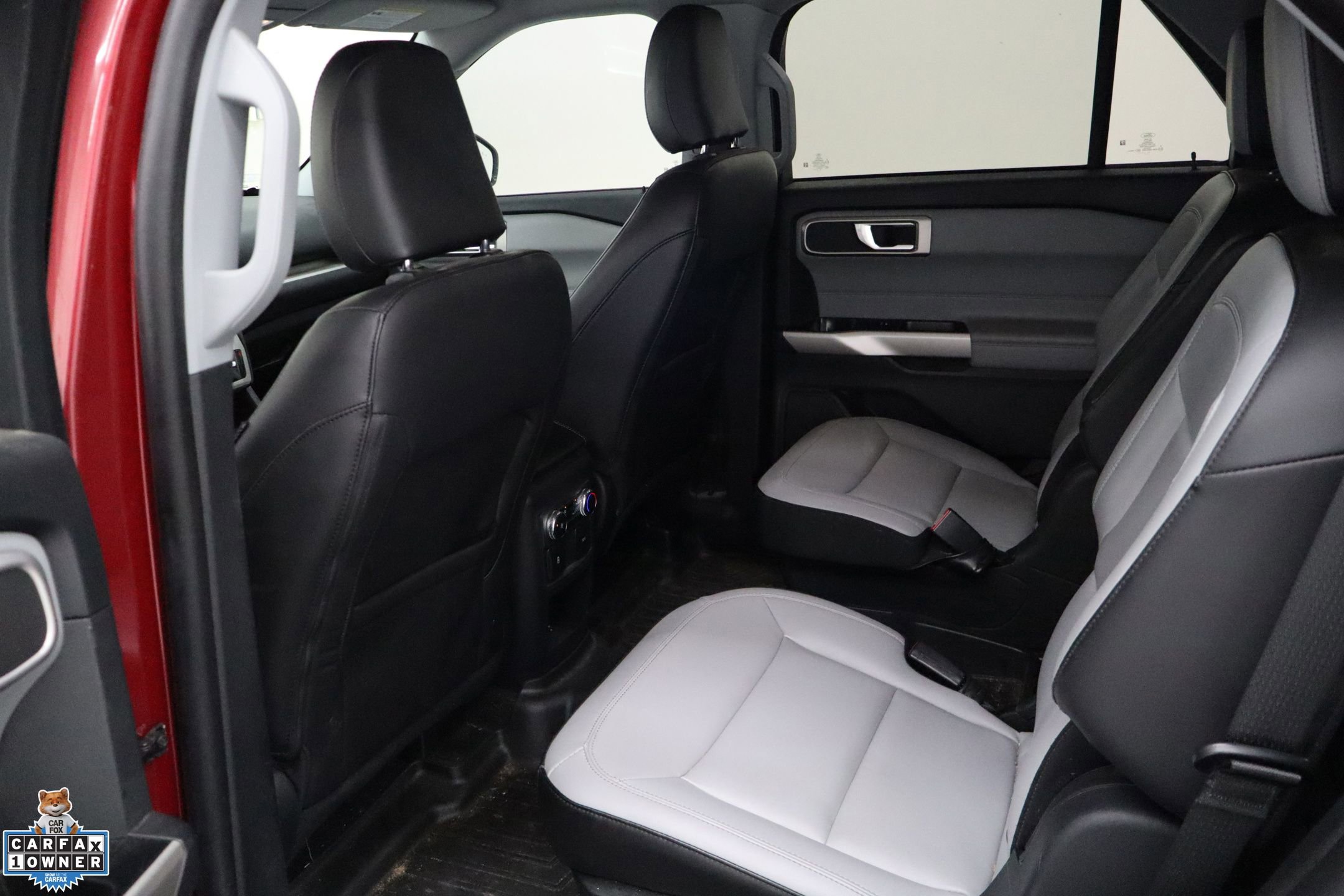 Used 2021 Ford Explorer XLT w/ Equipment Group 202A image 22