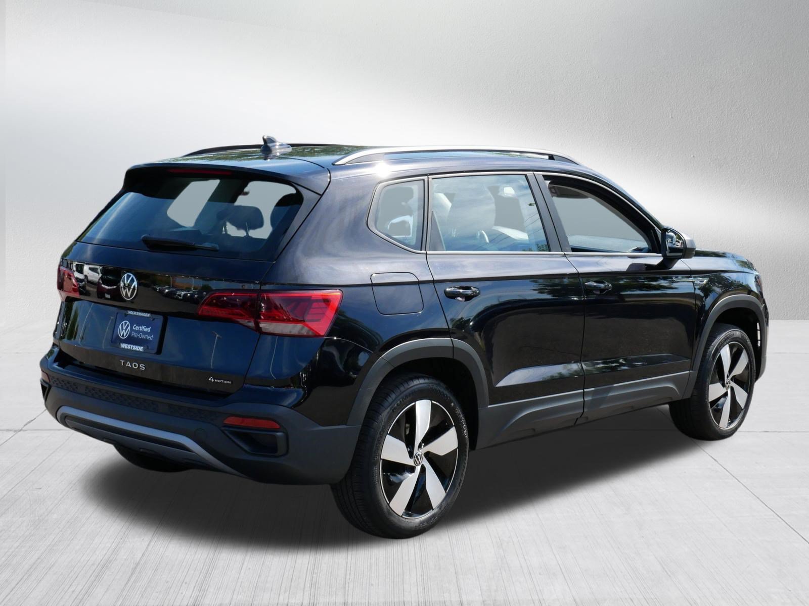 Certified 2024 Volkswagen Taos S AWD/4WD image 7