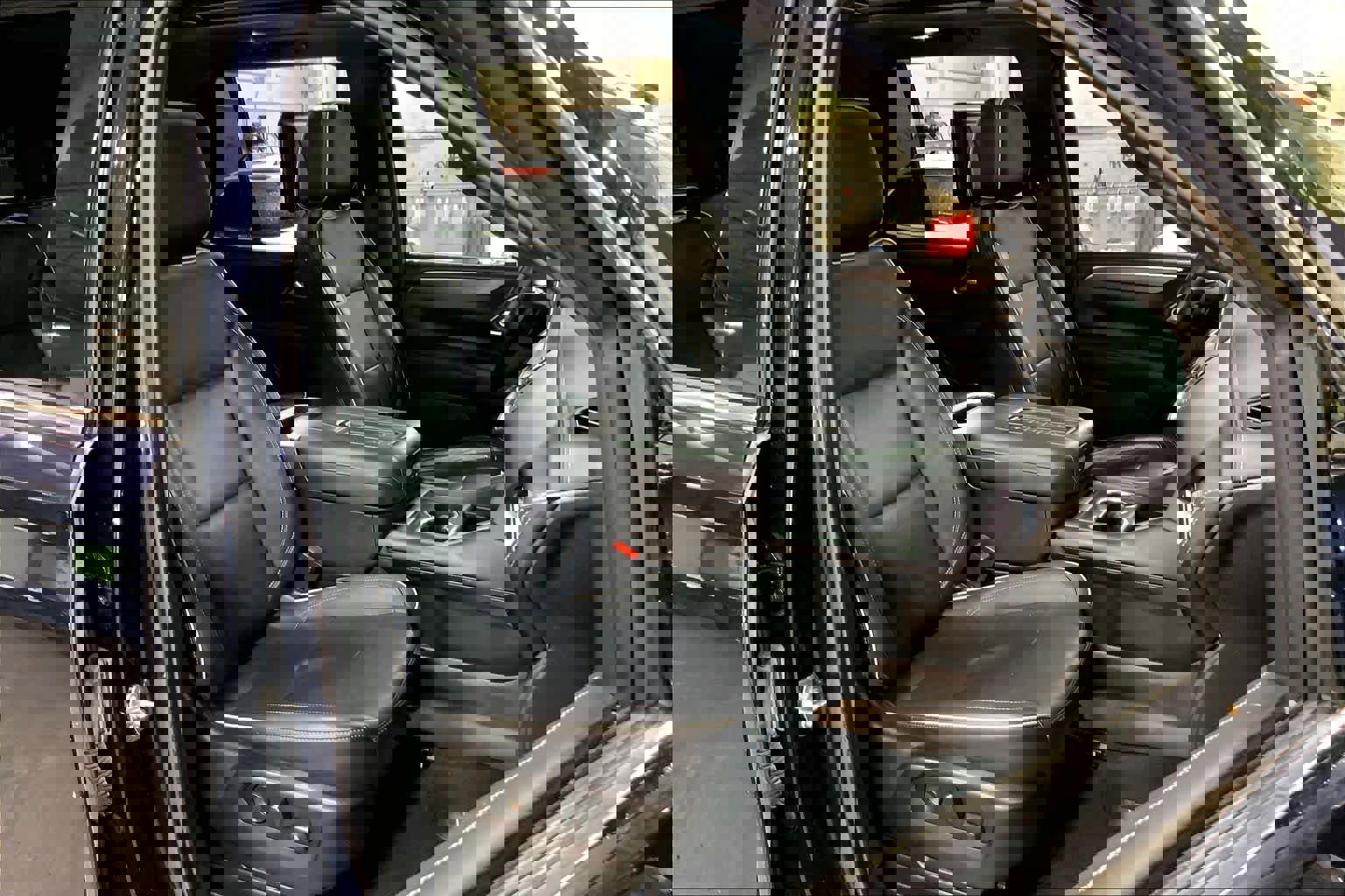 Used 2021 GMC Yukon SLT w/ SLT Premium Package image 9