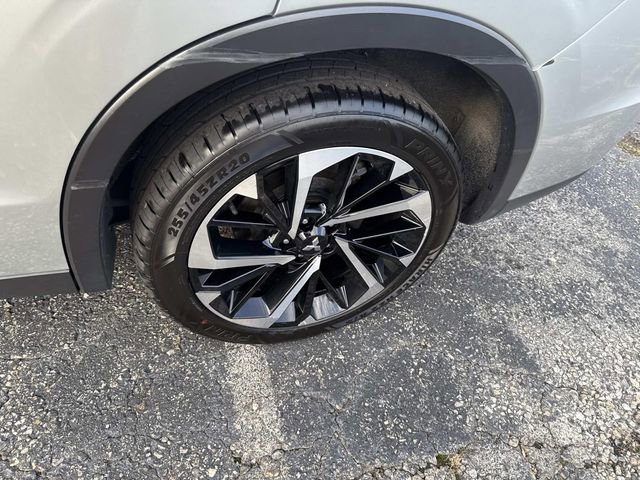 Used 2024 Mitsubishi Outlander SE image 15