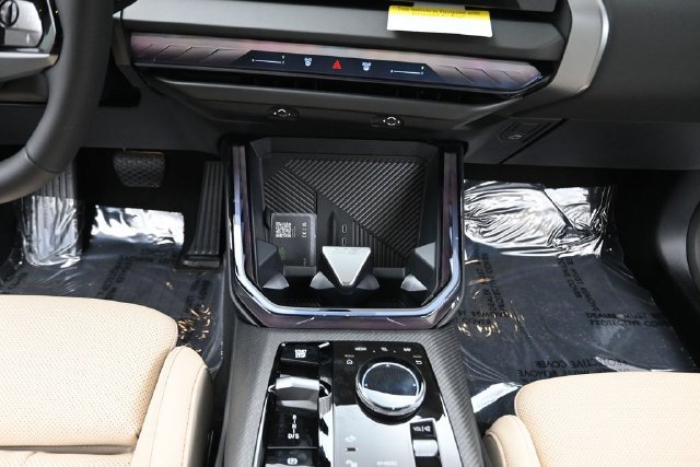 New 2026 BMW X3 xDrive30i w/ Premium Package AWD/4WD image 16