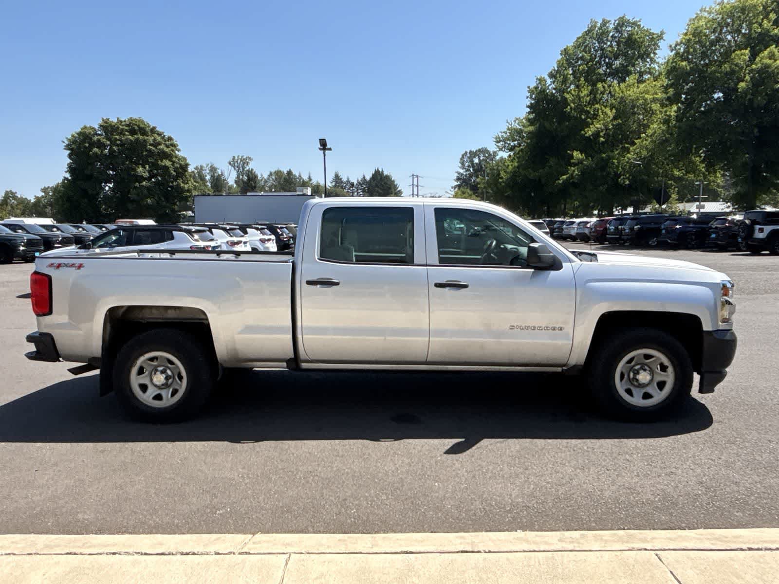 Used 2017 Chevrolet Silverado 1500 W/T w/ Trailering Package AWD/4WD image 6