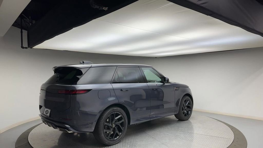 Certified 2024 Land Rover Range Rover Sport Autobiography image 8