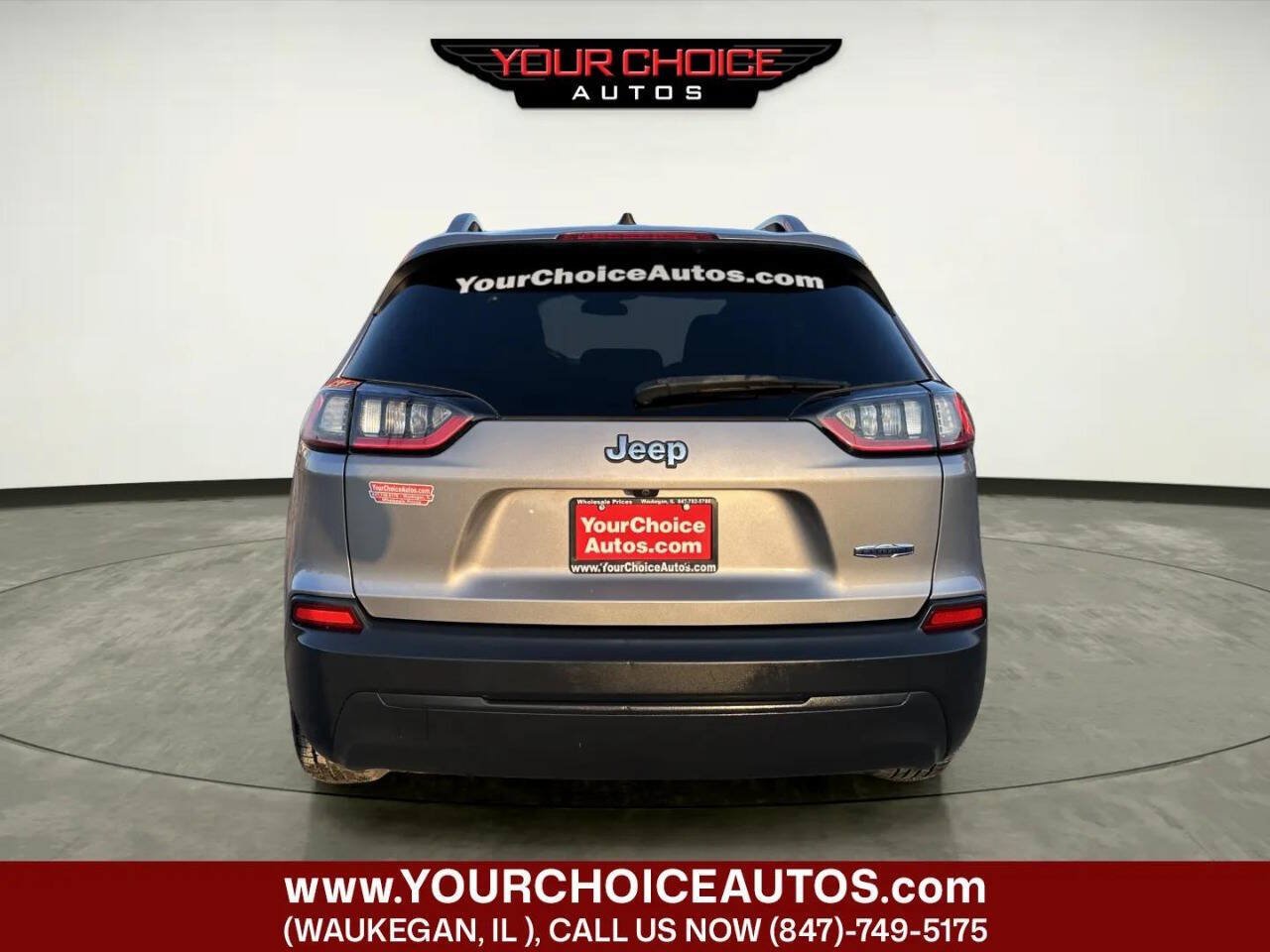 Used 2020 Jeep Cherokee Latitude FWD image 4
