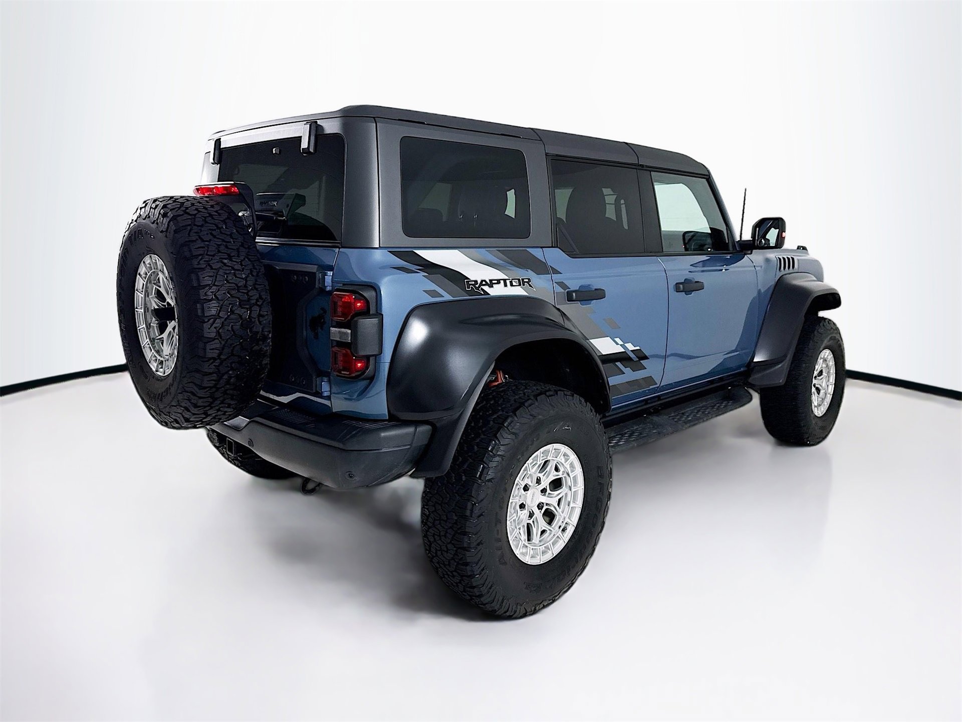 Used 2024 Ford Bronco Raptor w/ Interior Carbon Fiber Pack 6 image 8