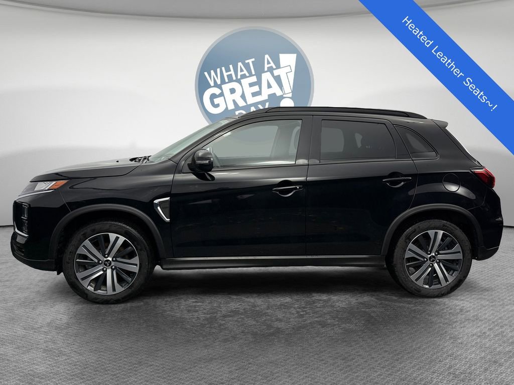Used 2024 Mitsubishi Outlander Sport SEL image 7