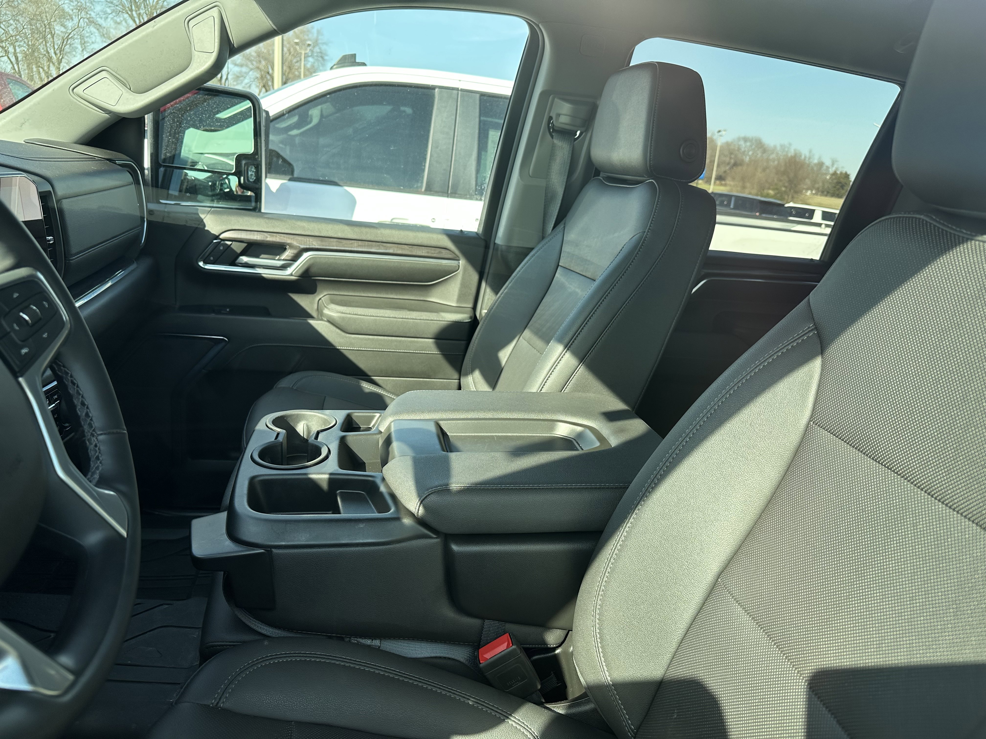 Certified 2024 Chevrolet Silverado 3500 LTZ image 9