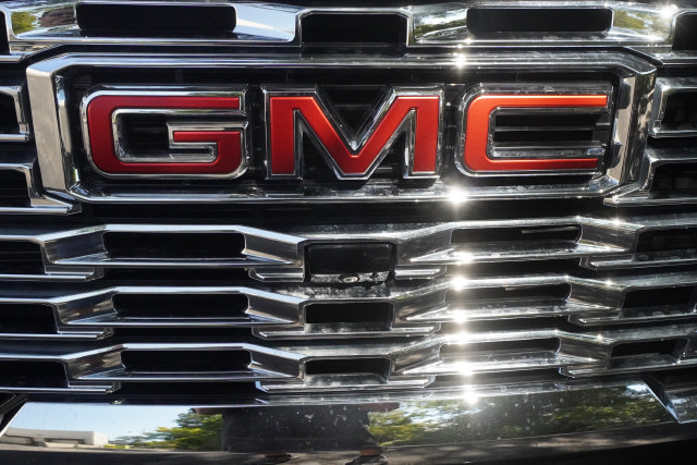 Used 2024 GMC Sierra 3500 Denali AWD/4WD image 46
