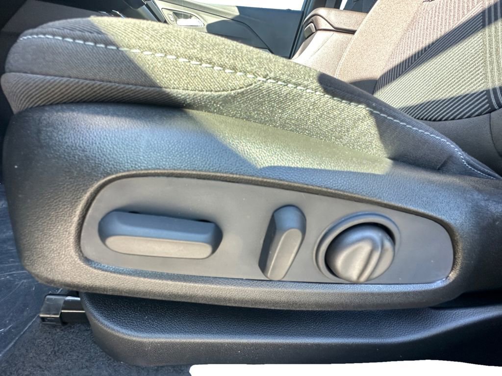 New 2027 Chevrolet Bolt LT image 10