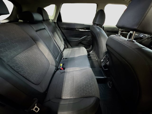 Certified 2025 Kia Seltos S AWD/4WD image 30