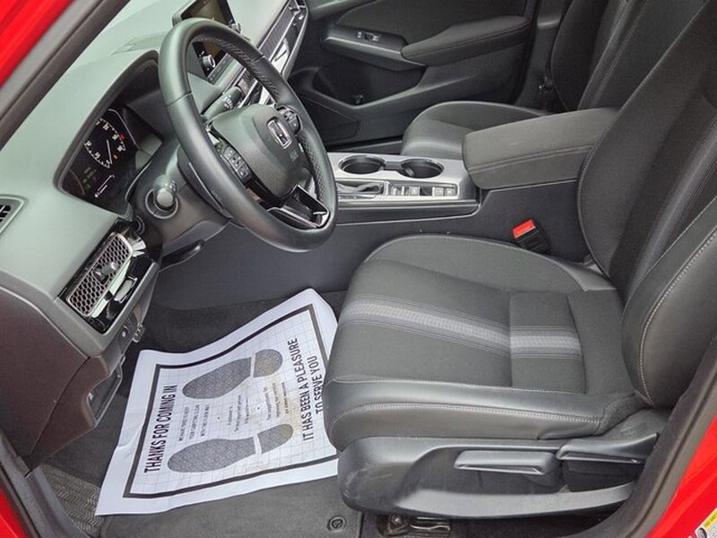 Used 2025 Honda Civic Sport image 6