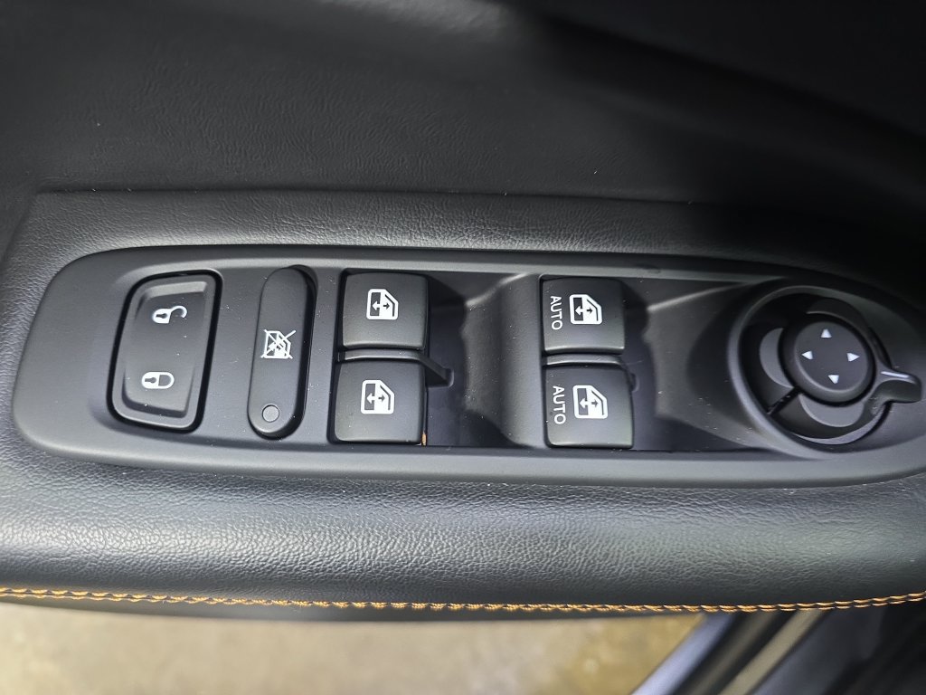 Used 2019 Jeep Compass Limited AWD/4WD image 29