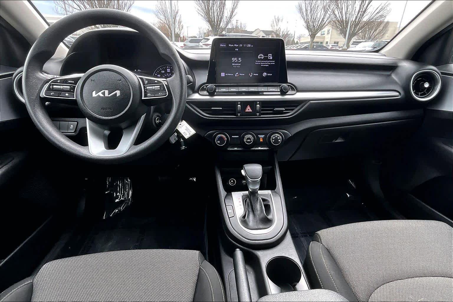 Used 2022 Kia Forte LXS image 14