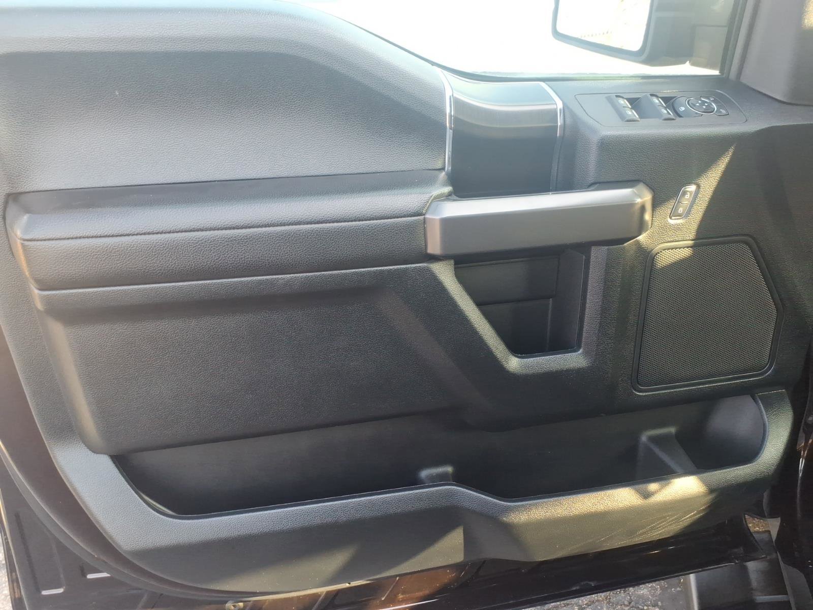 Used 2019 Ford F150 XLT w/ Equipment Group 302A Luxury image 11