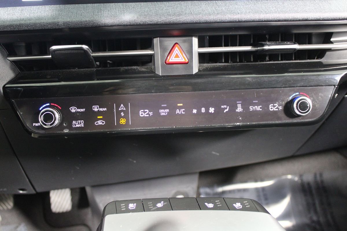 Used 2024 Kia EV6 Wind w/ Wind Technology Package RWD image 21