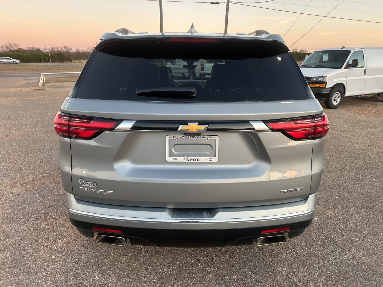 Used 2023 Chevrolet Traverse Premier w/ LPO, Cargo Package image 4