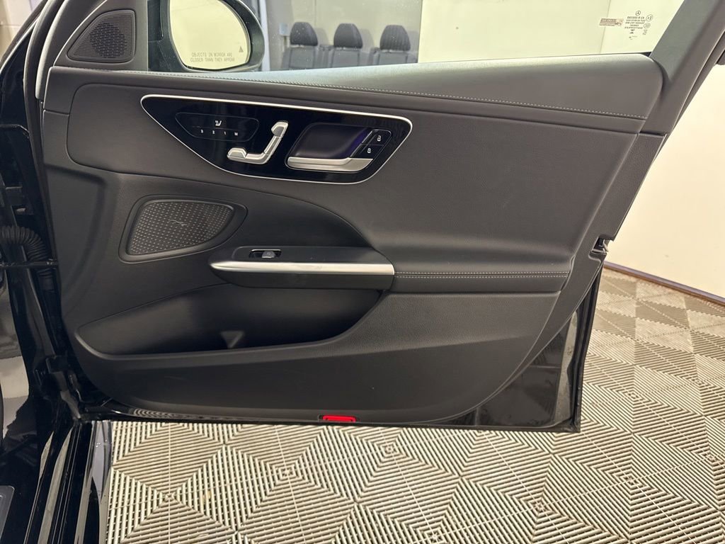 Certified 2023 Mercedes-Benz C 300 4MATIC Sedan image 23