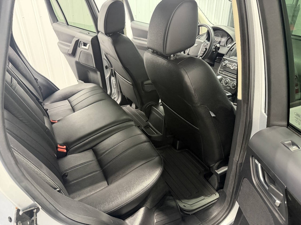 Used 2013 Land Rover LR2 HSE AWD/4WD image 11
