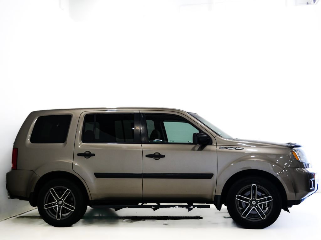 Used 2011 Honda Pilot LX image 4