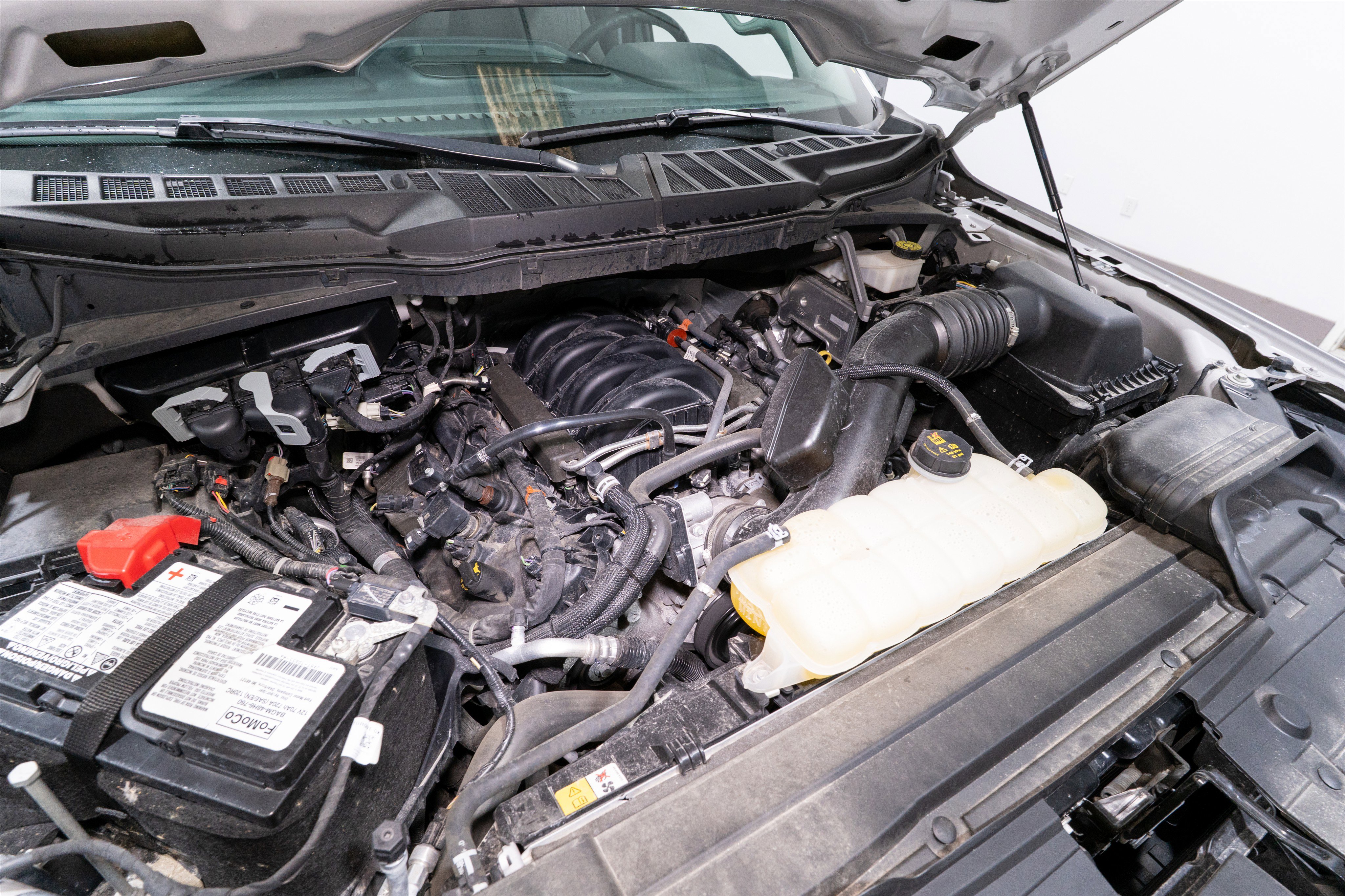 Used 2023 Ford F150 XLT w/ XTR Package image 33