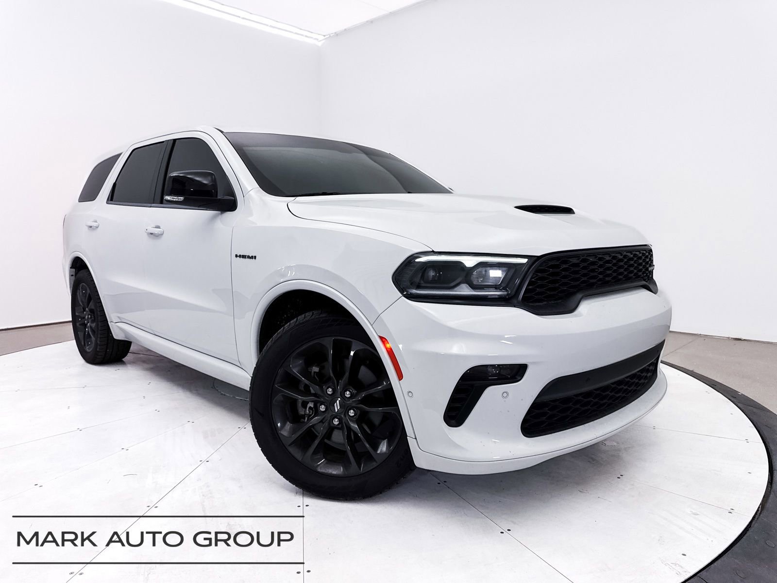 Used 2022 Dodge Durango R/T w/ Blacktop Package AWD/4WD image 1