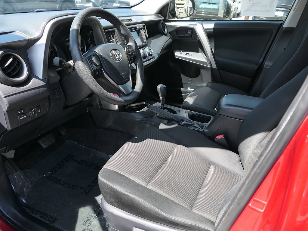 Used 2018 Toyota RAV4 LE w/ All Weather Liner Package FWD image 11