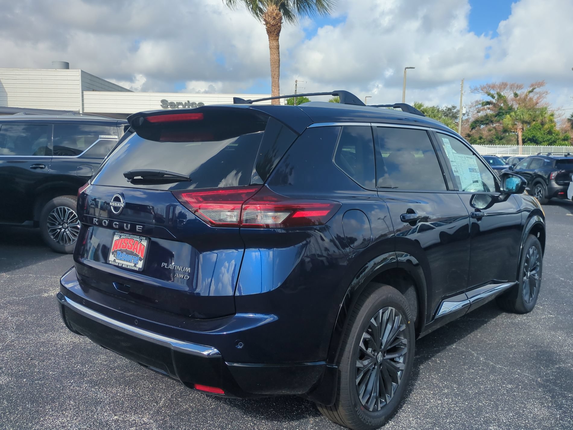 New 2026 Nissan Rogue Platinum AWD/4WD image 4