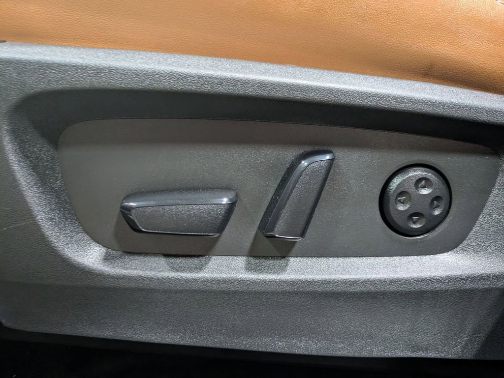 Certified 2025 INFINITI QX60 Autograph w/ Cargo Package image 13