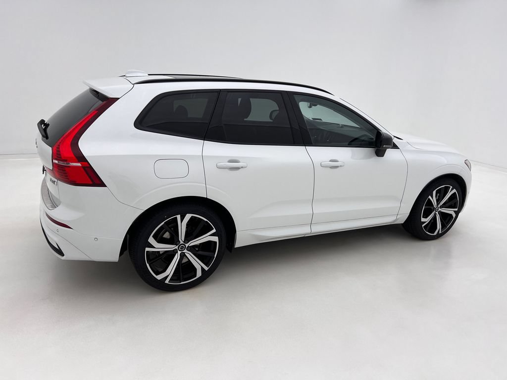 Used 2023 Volvo XC60 B6 Ultimate AWD/4WD image 6