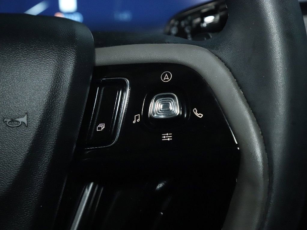Certified 2023 Lincoln Corsair AWD image 23